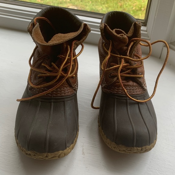 L.L. Bean Shoes - LL Bean Boot 6” Tumbled Leather